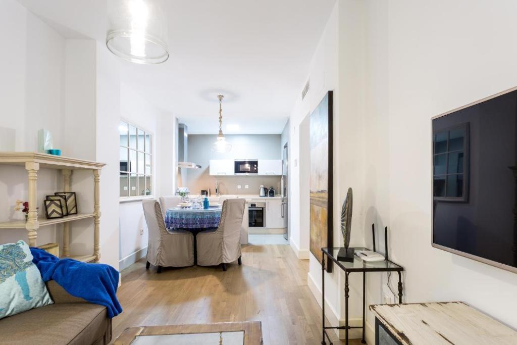 Atrivm San Julian Apartment Sevilla Exteriér fotografie